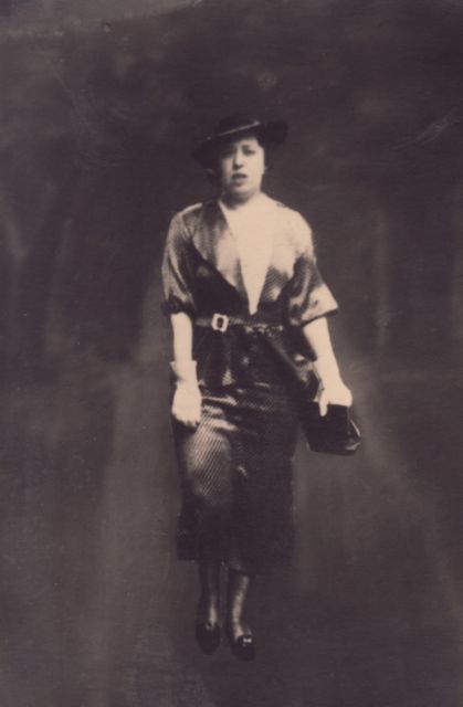 Af en toe had ze last van ongecontroleerde levitatie.